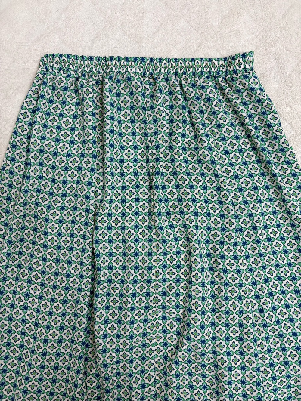 Green Patterned Midi Skirt with Buttons - Picture 4 of 5